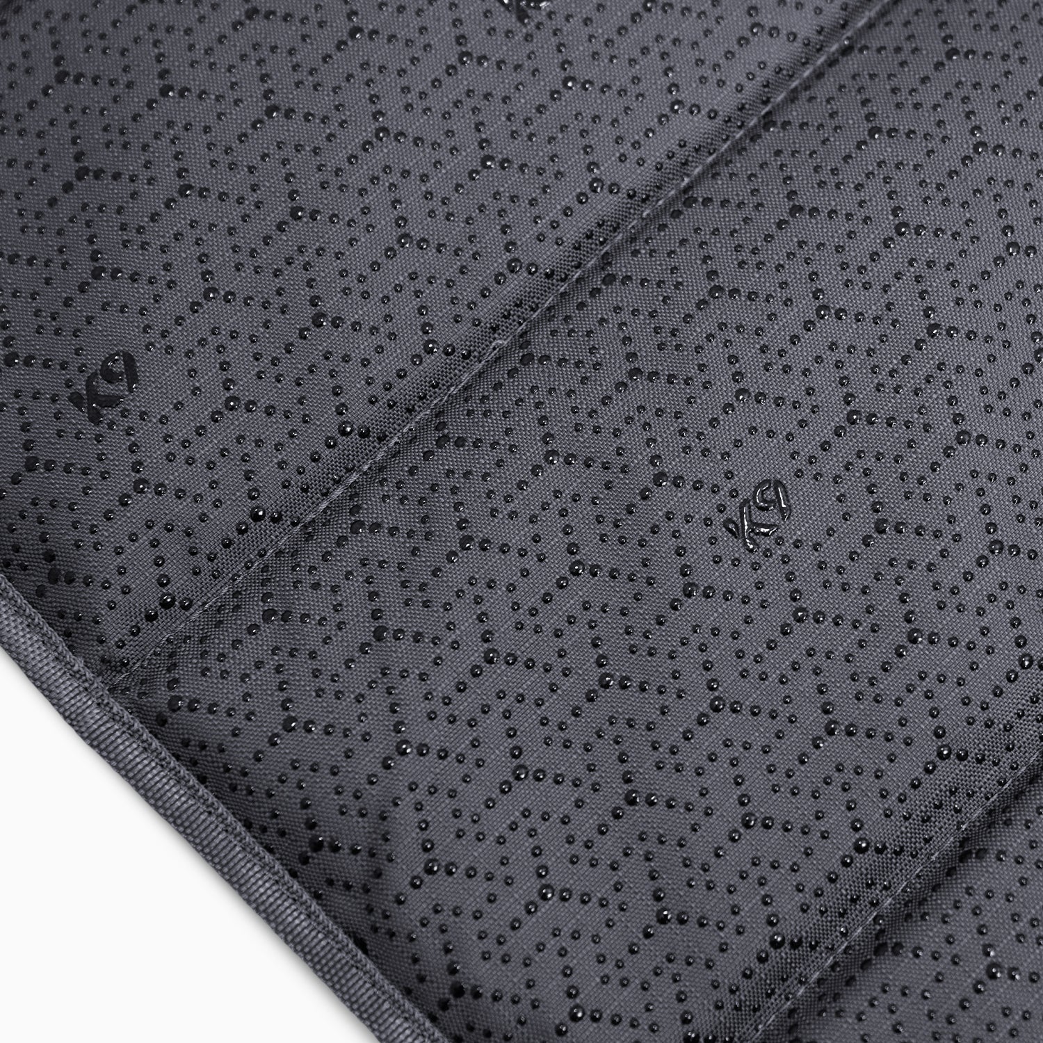 Tough Ripstop™ Dog Travel Mat - Image 11